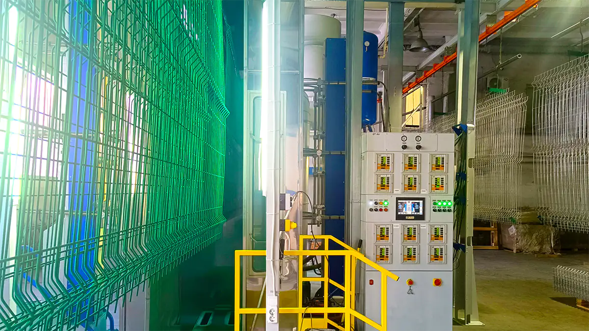 Покрасочный цех завода ограждений ГРАНЗА