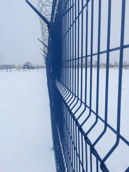 Панельный 3D-забор в Казахстане